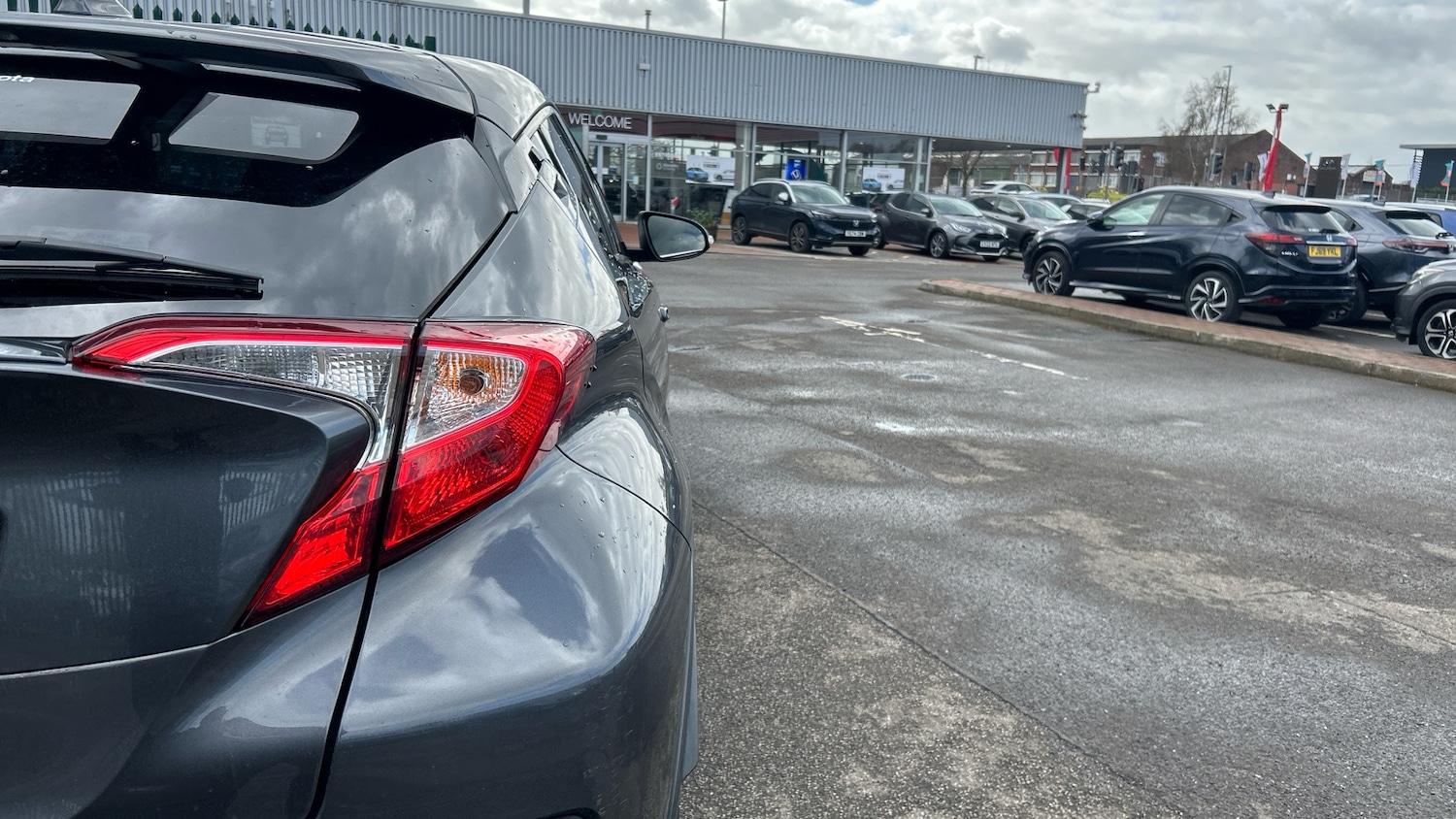 Used Toyota C-HR 2018 for sale - 78111931: Photo 32