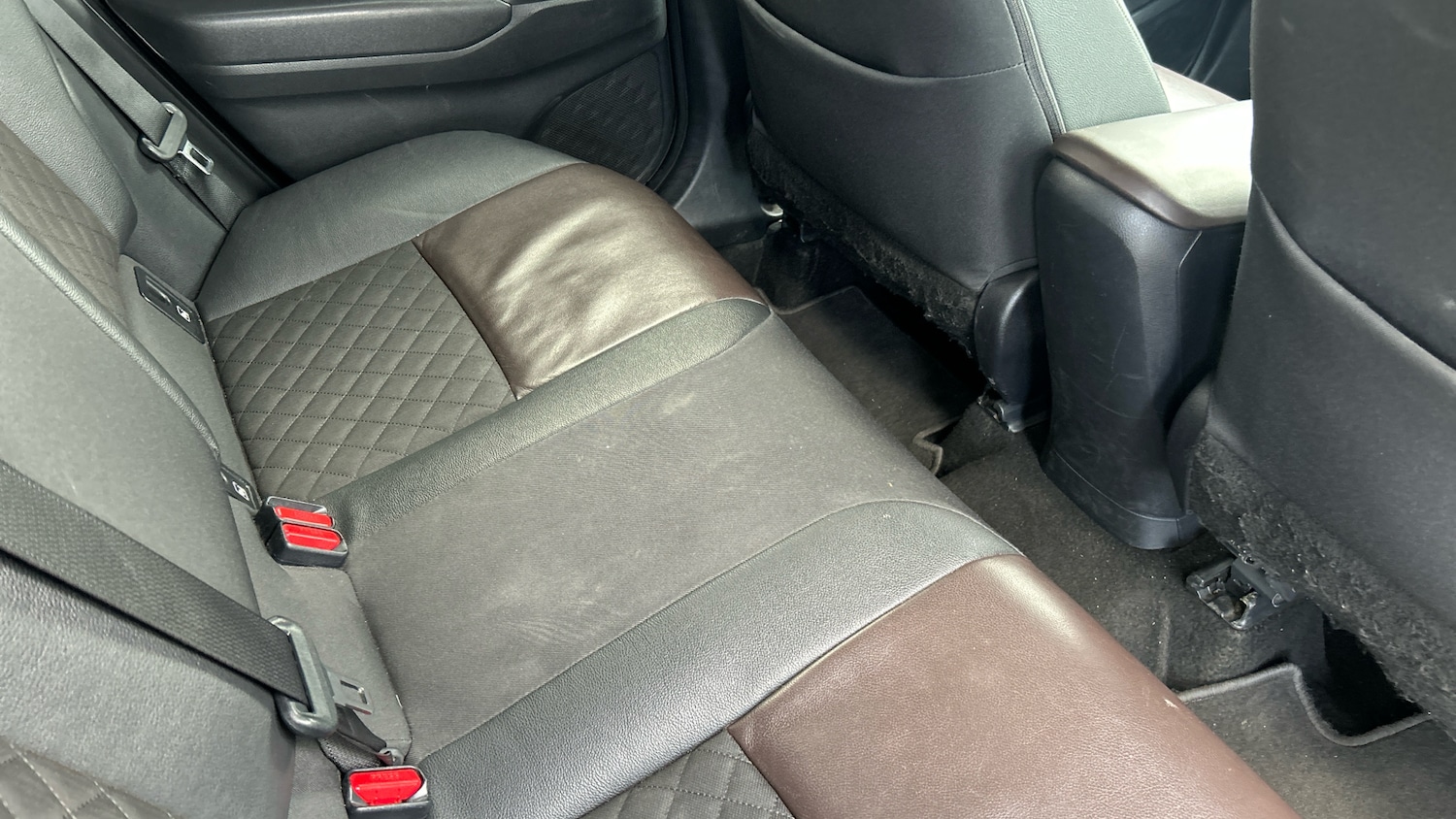 Used Toyota C-HR 2018 for sale - 78111931: Photo 35