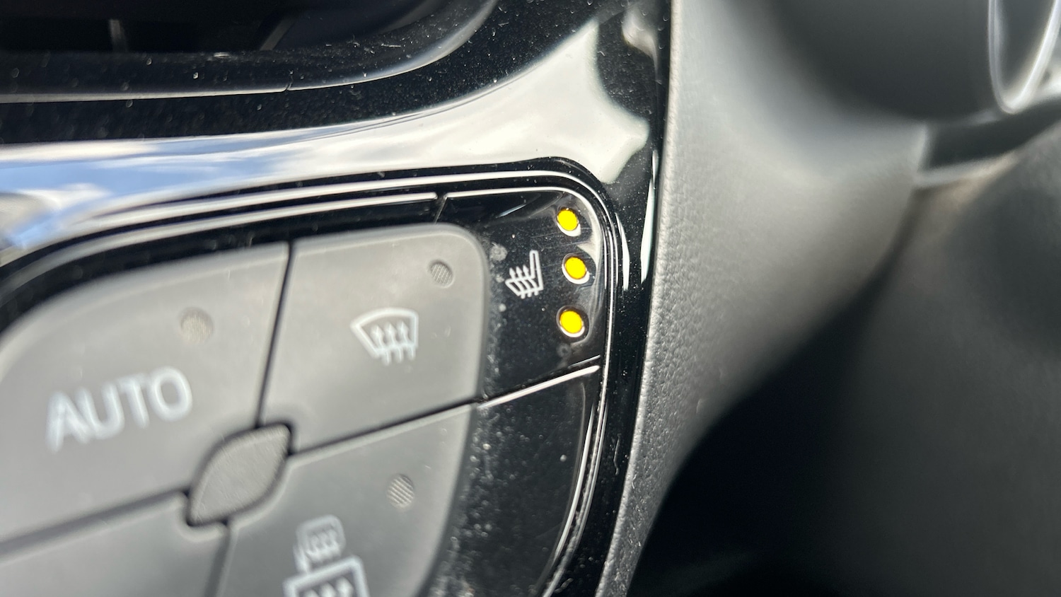 Used Toyota C-HR 2018 for sale - 78111931: Photo 43