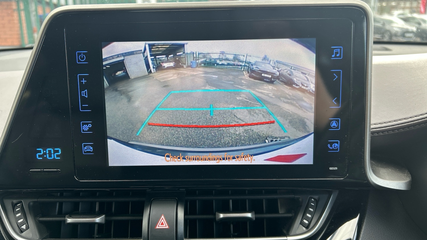 Used Toyota C-HR 2018 for sale - 78111931: Photo 48