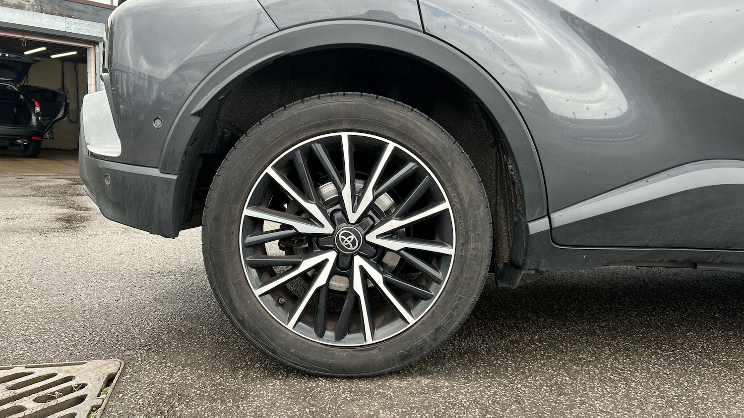 Used Toyota C-HR 2018 for sale - 78111931: Photo 7