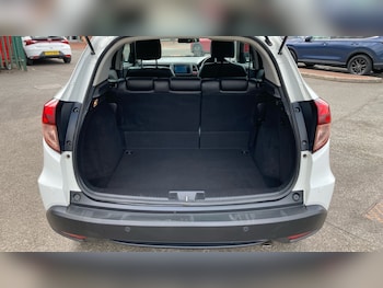 Used Honda HR-V 2017 for sale - 79286742: Photo