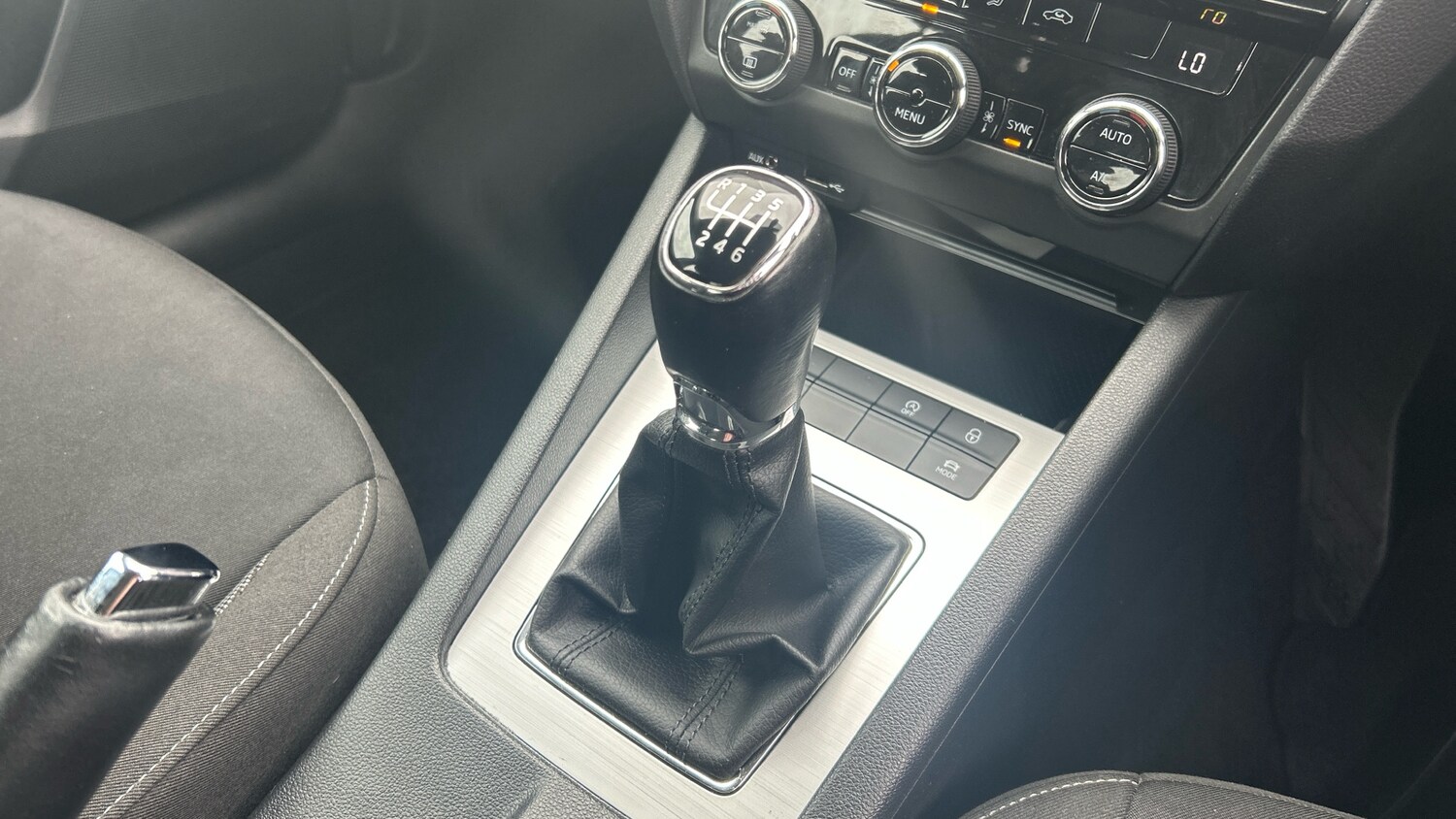 Used Skoda Octavia 2017 for sale - 76117343: Photo 34