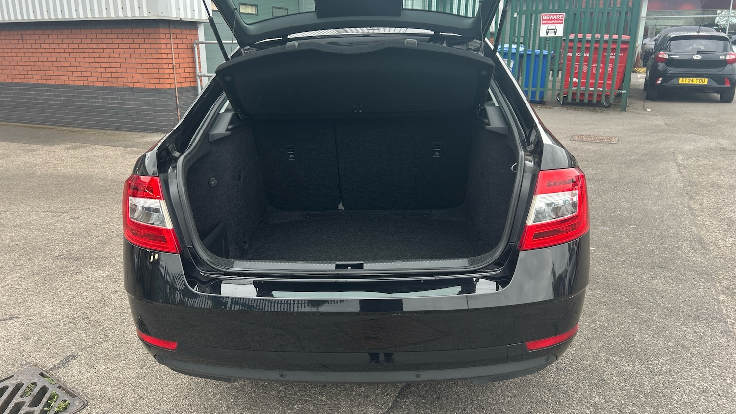 Used Skoda Octavia 2017 for sale - 76117343: Photo 4