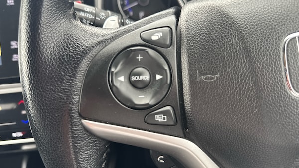 Used Honda Jazz 2016 for sale - 76302094: Photo 19