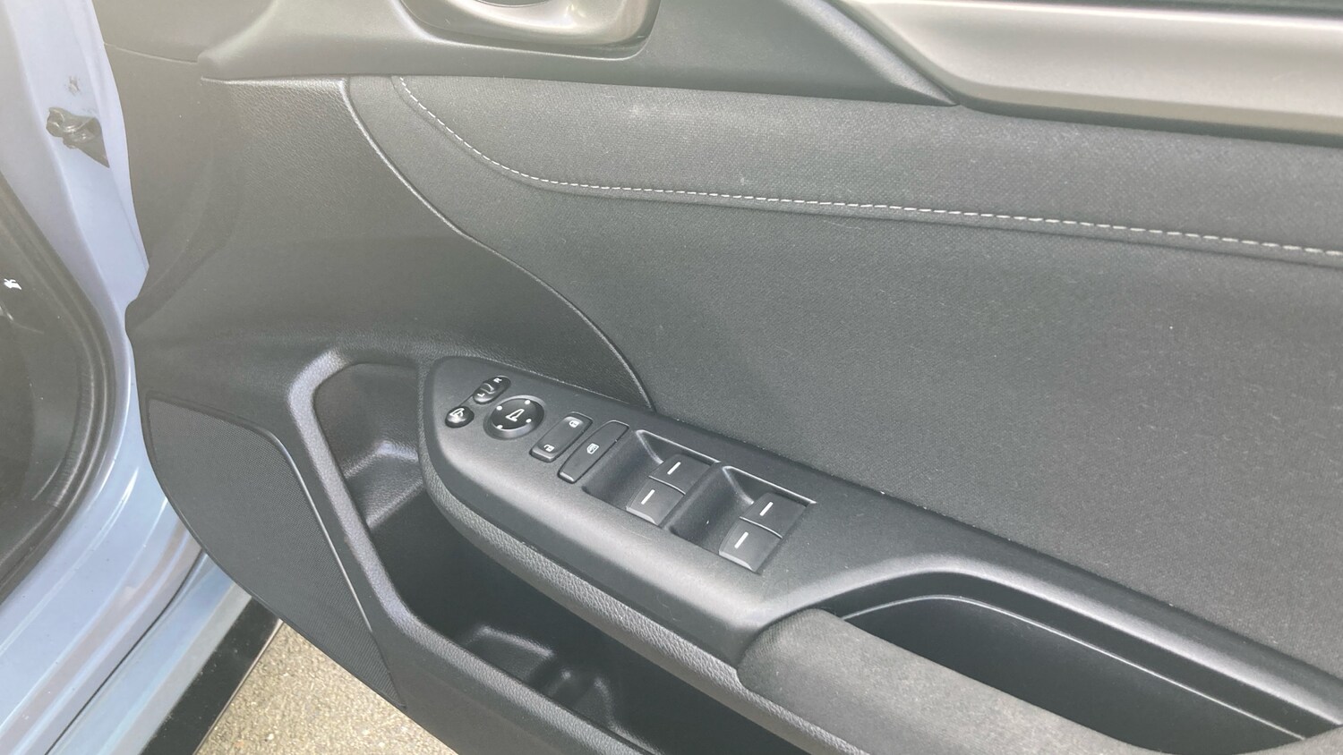 Used Honda Civic 2018 for sale - 77650152: Photo 14