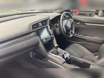 Used Honda Civic 2018 for sale - 77650152: Photo