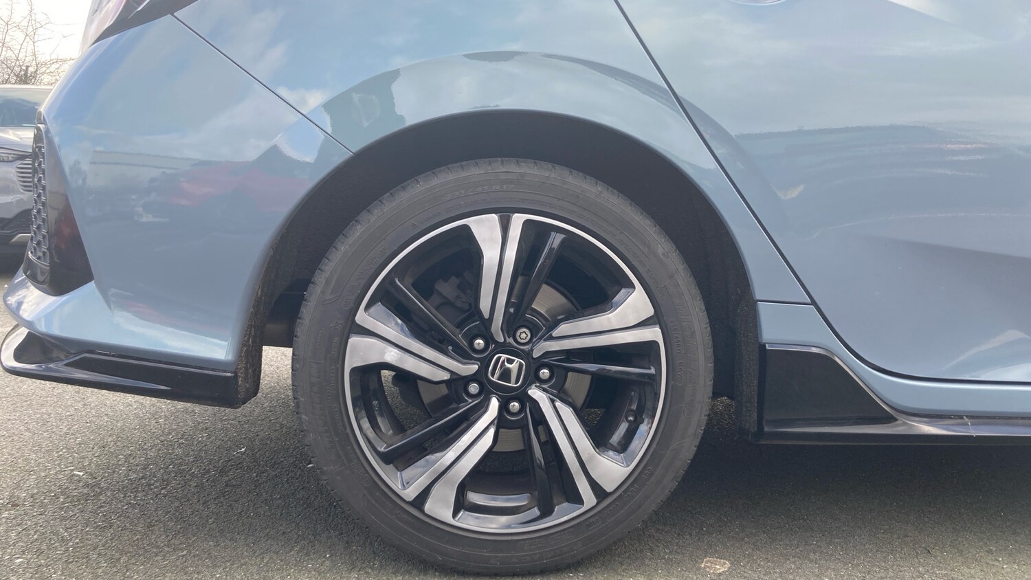 Used Honda Civic 2018 for sale - 77650152: Photo 9