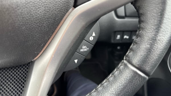 Used Honda Jazz 2015 for sale - 76287129: Photo 16