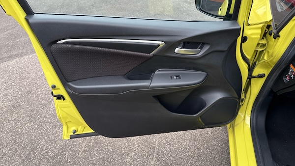 Used Honda Jazz 2015 for sale - 76287129: Photo 29