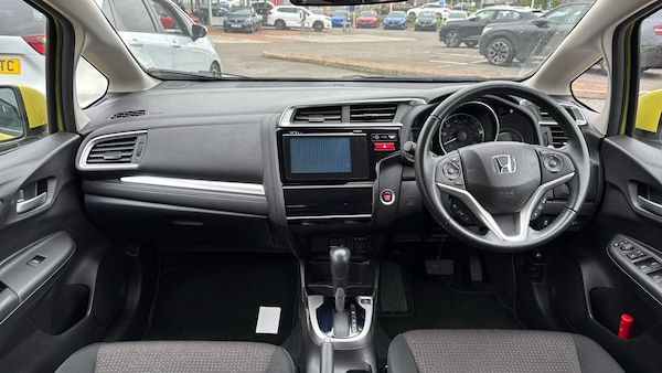 Used Honda Jazz 2015 for sale - 76287129: Photo 4