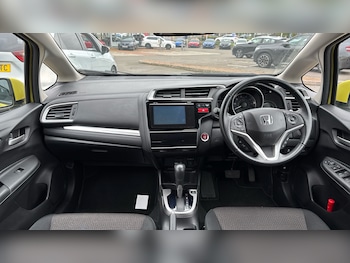 Used Honda Jazz 2015 for sale - 76287129: Photo 4
