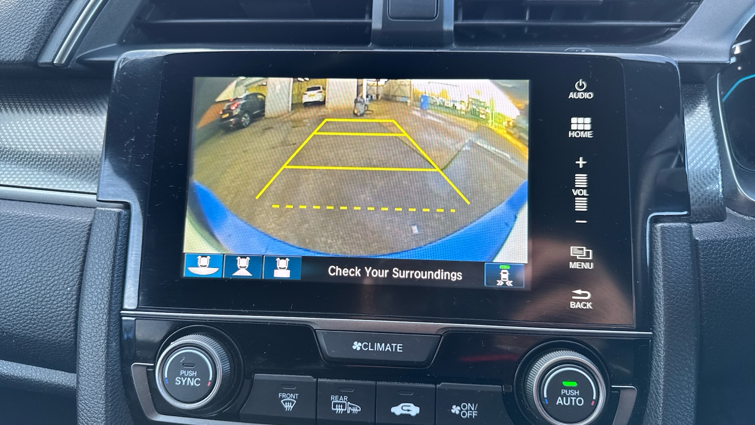 Used Honda Civic 2017 for sale - 76534274: Photo 15