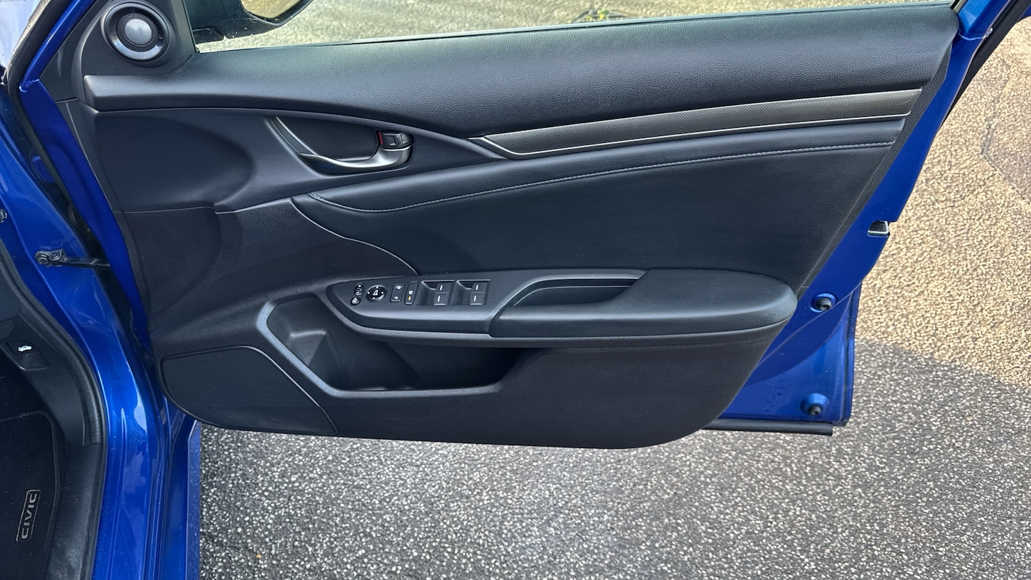 Used Honda Civic 2017 for sale - 76534274: Photo 23