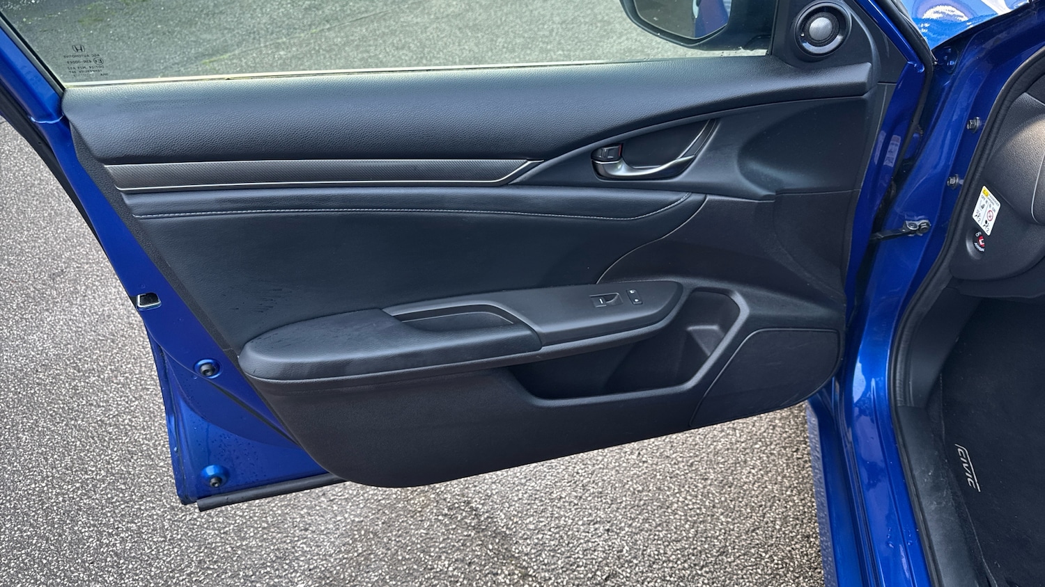 Used Honda Civic 2017 for sale - 76534274: Photo 29