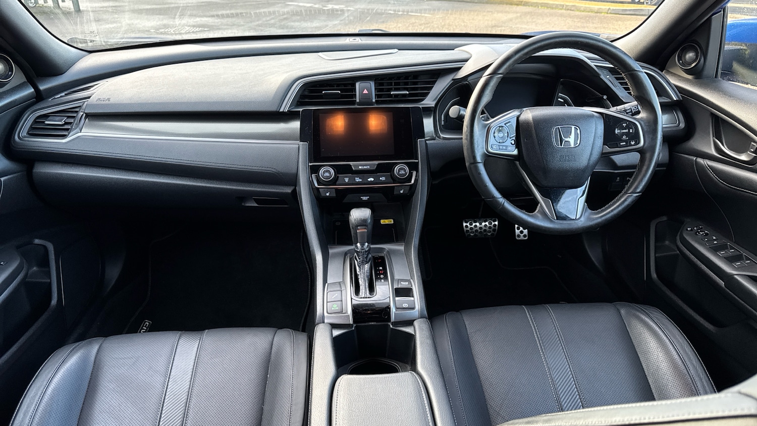 Used Honda Civic 2017 for sale - 76534274: Photo 4