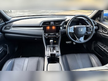 Used Honda Civic 2017 for sale - 76534274: Photo