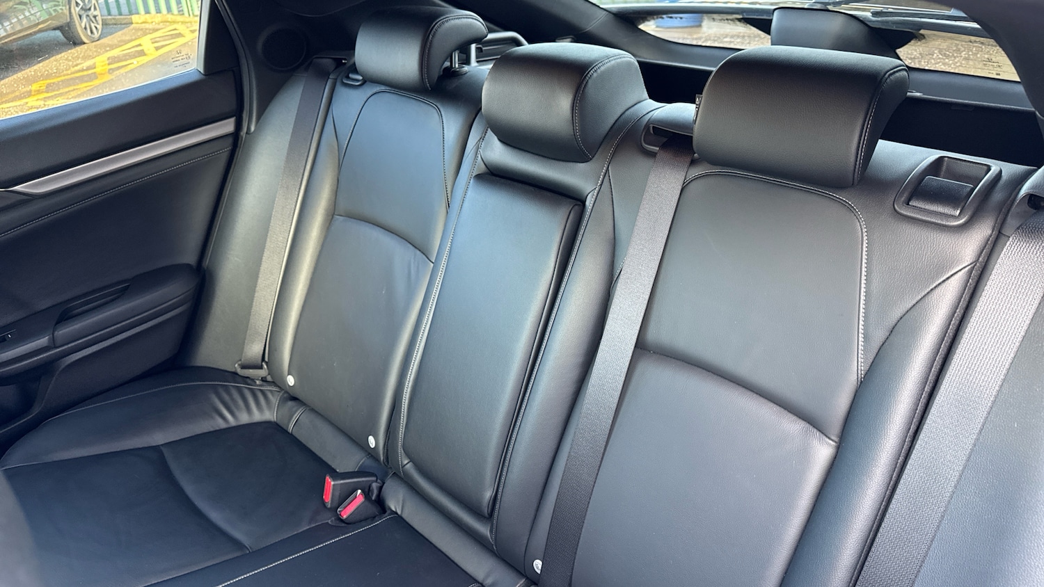 Used Honda Civic 2017 for sale - 76534274: Photo 8