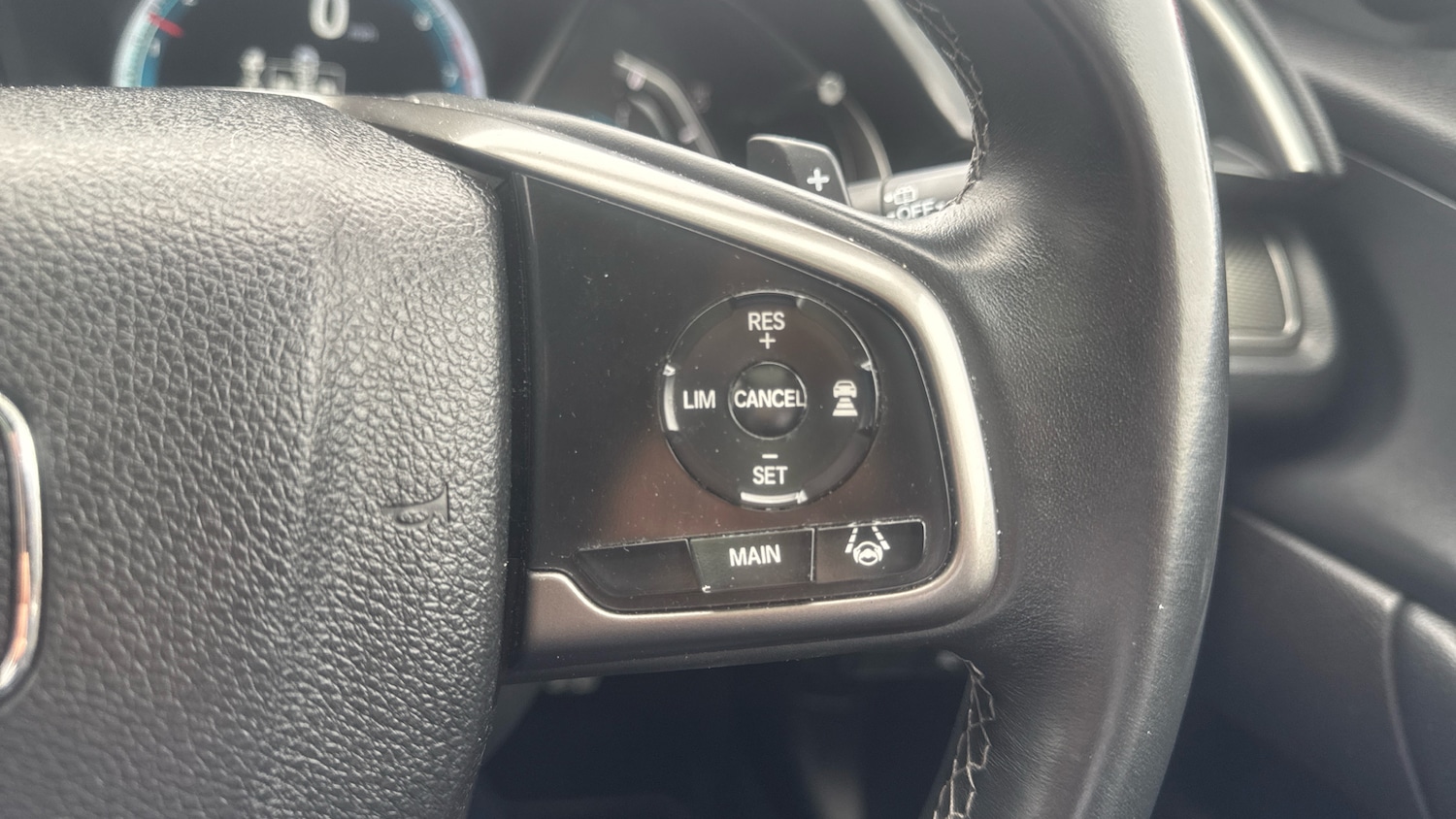 Used Honda Civic 2018 for sale - 76146528: Photo 13