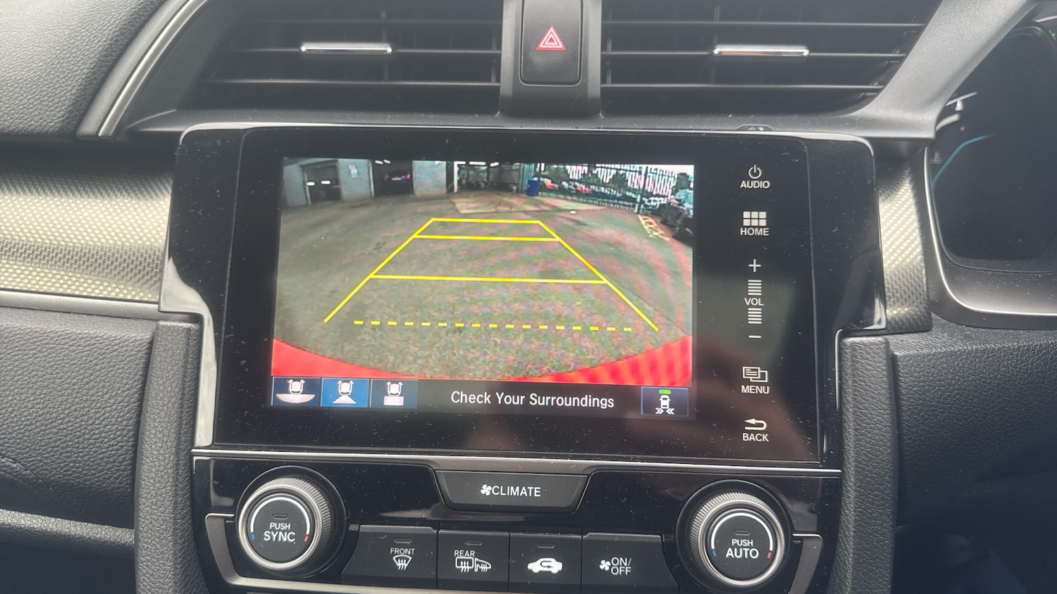 Used Honda Civic 2018 for sale - 76146528: Photo 17