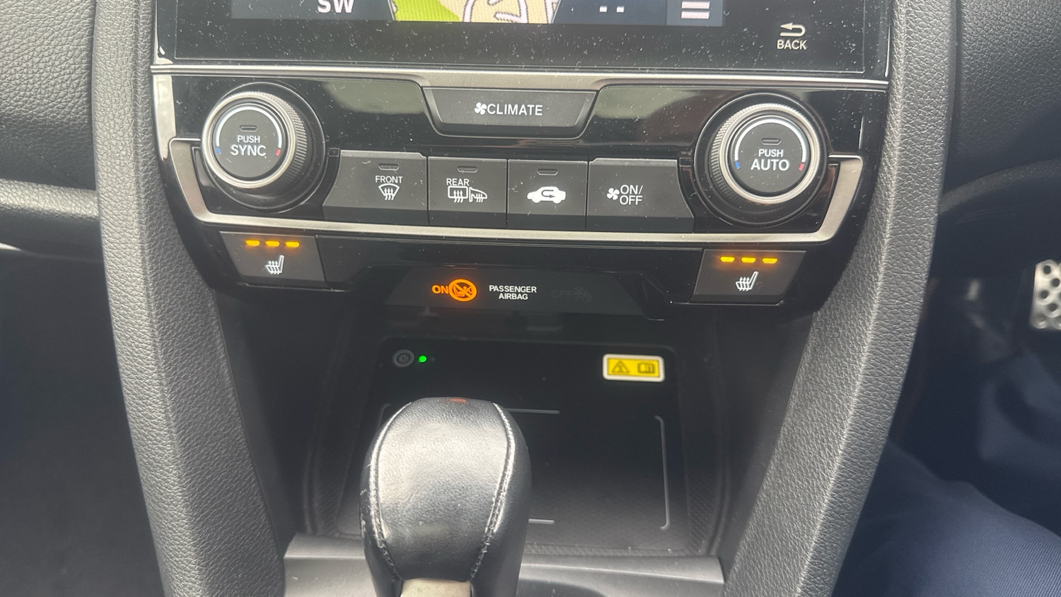 Used Honda Civic 2018 for sale - 76146528: Photo 19