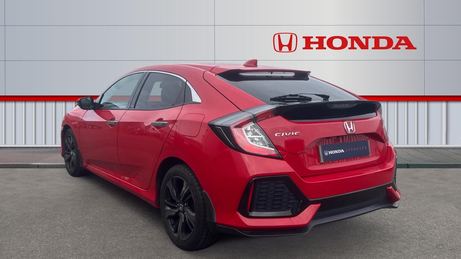 Used Honda Civic 2018 for sale - 76146528: Photo 3