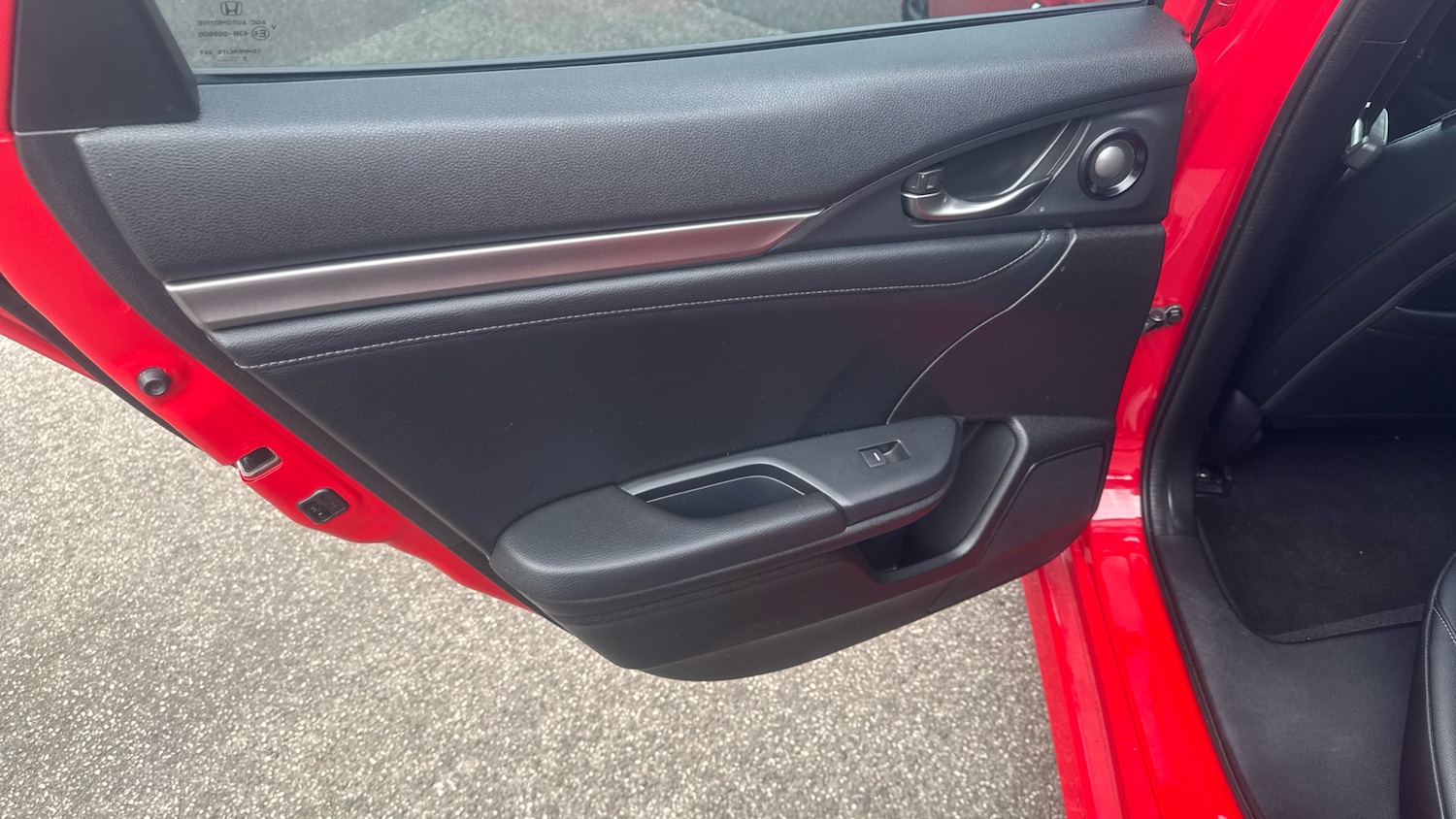 Used Honda Civic 2018 for sale - 76146528: Photo 36