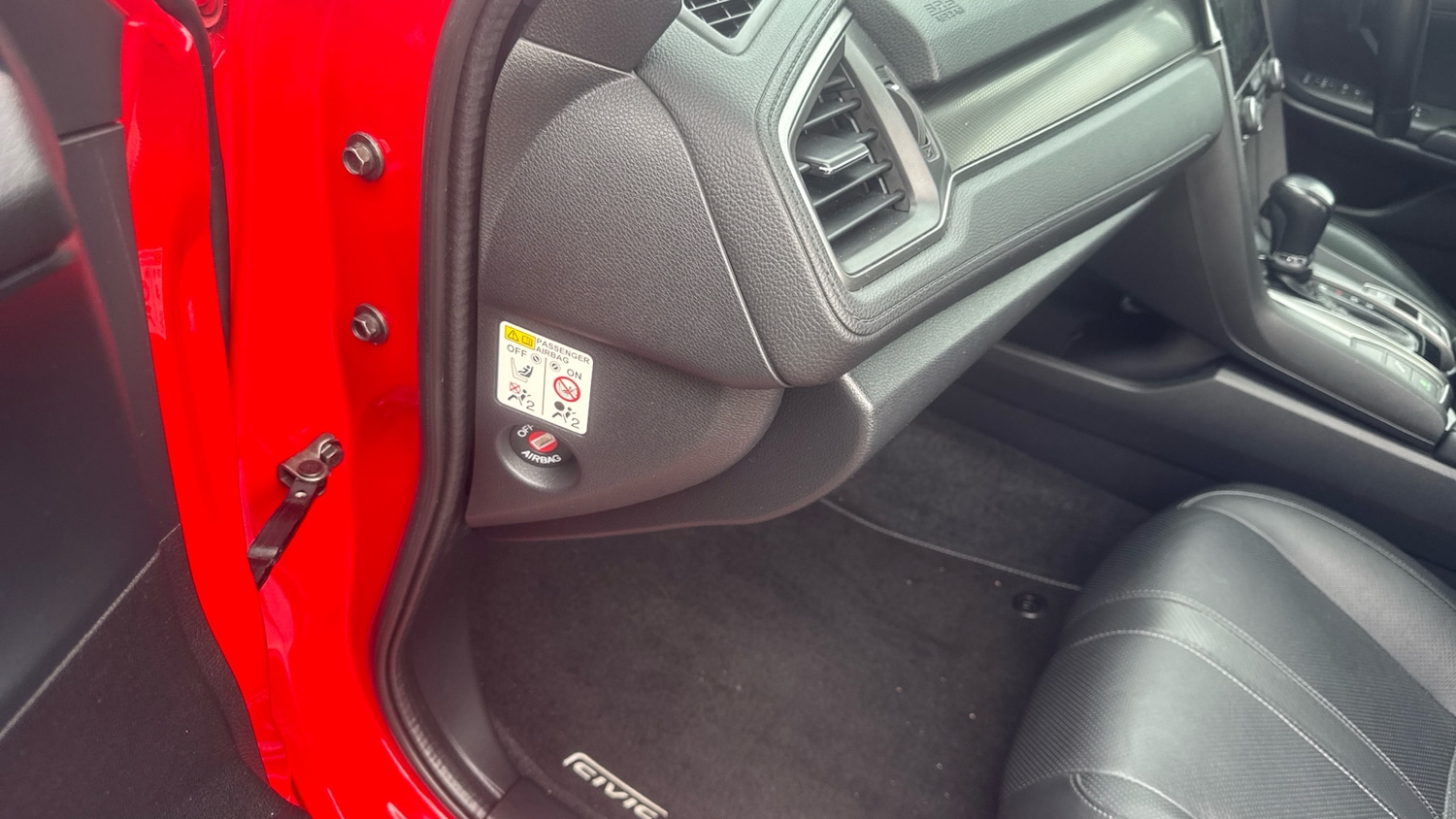 Used Honda Civic 2018 for sale - 76146528: Photo 39