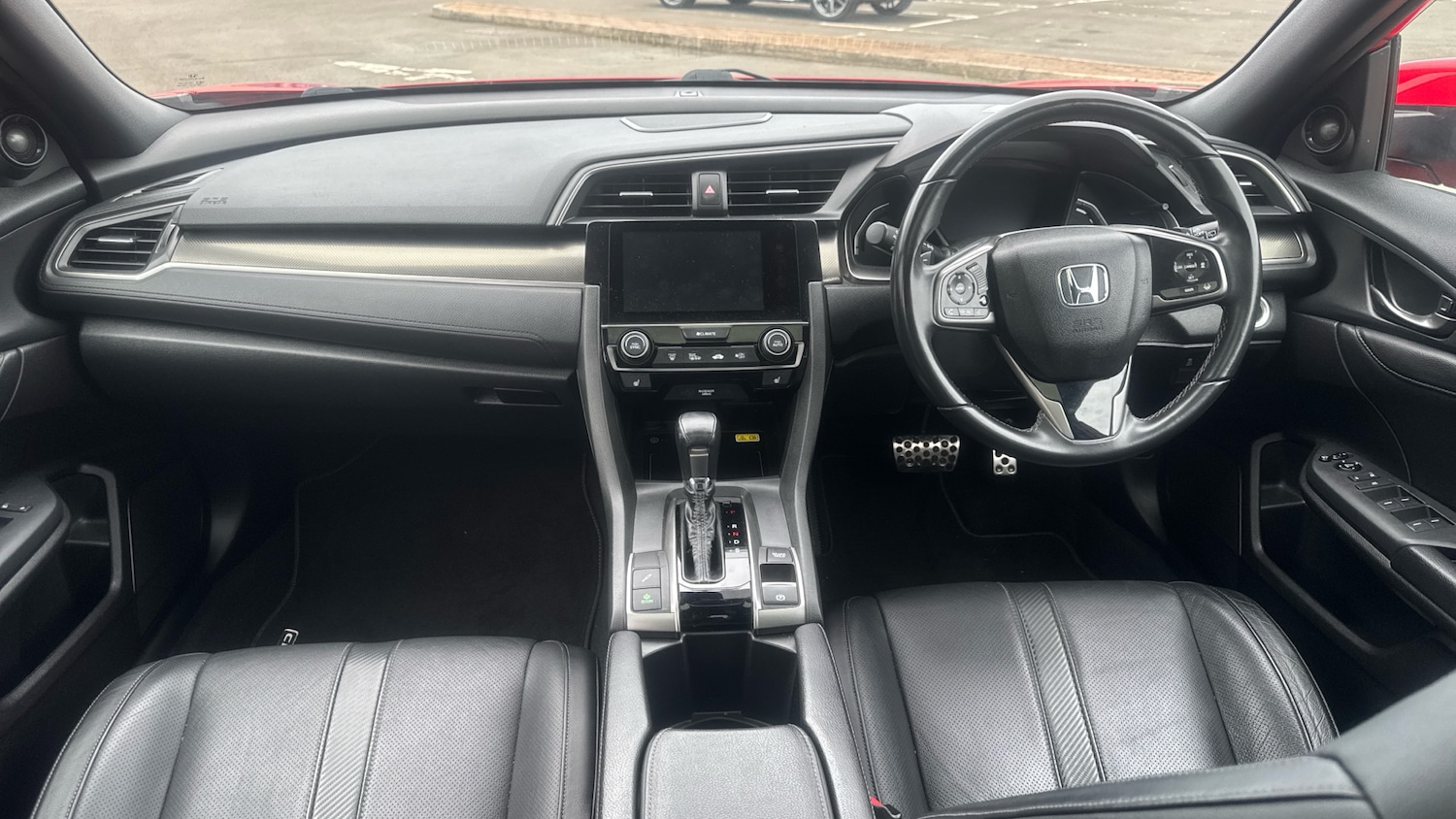 Used Honda Civic 2018 for sale - 76146528: Photo 4