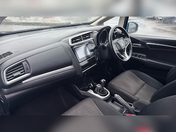 Used Honda Jazz 2019 for sale - 77379074: Photo