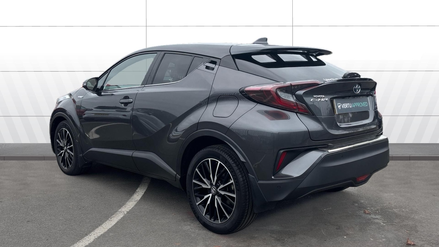Used Toyota C-HR 2019 for sale - 76302886: Photo 2