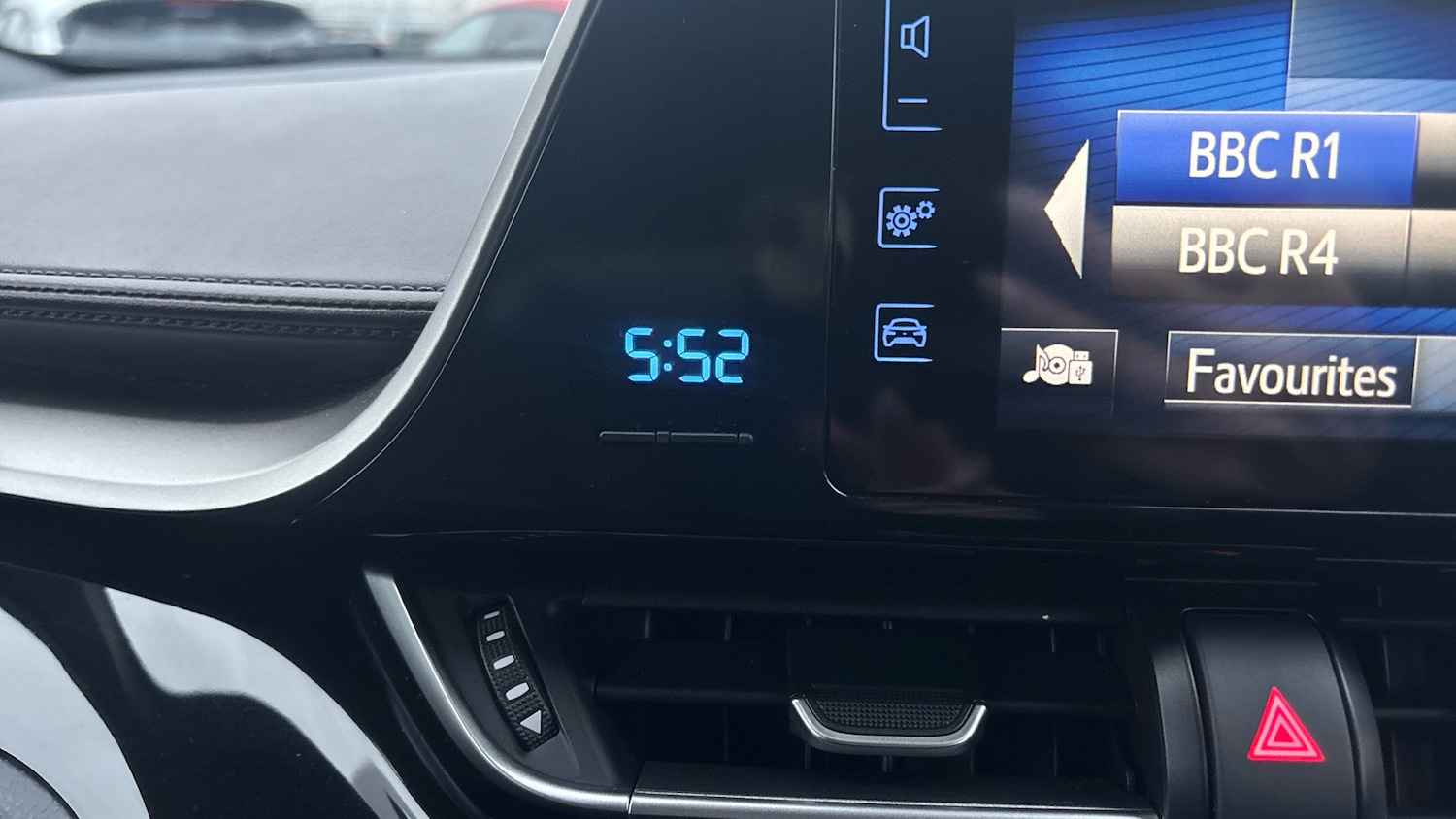Used Toyota C-HR 2019 for sale - 76302886: Photo 35