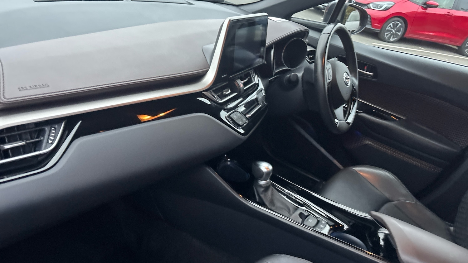 Used Toyota C-HR 2019 for sale - 76302886: Photo 9