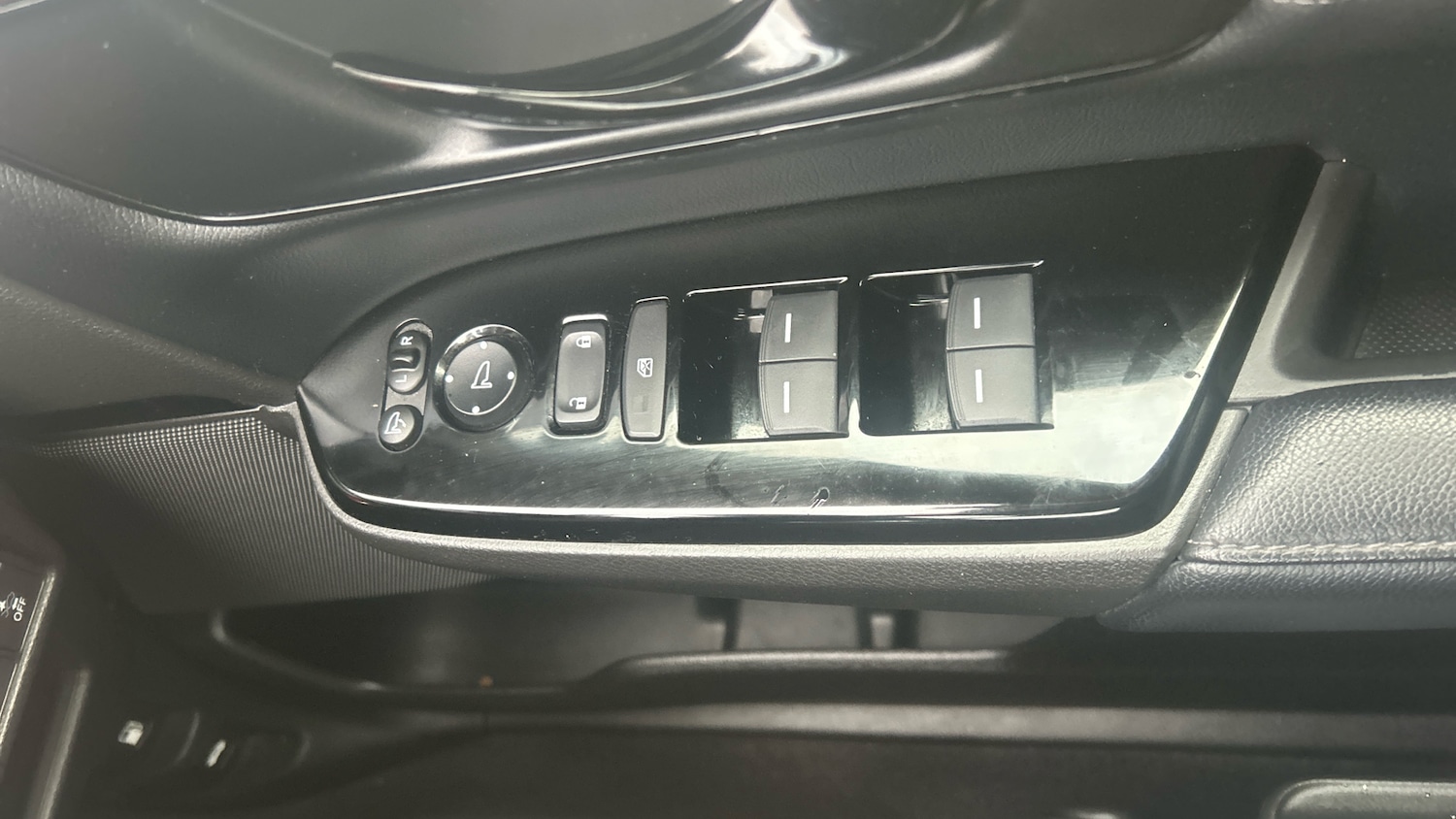 Used Honda CR-V 2021 for sale - 76662919: Photo 30