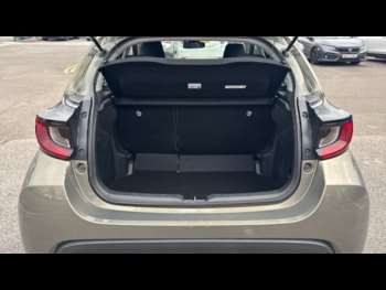 Used Toyota Yaris 2023 for sale - 75330403: Photo