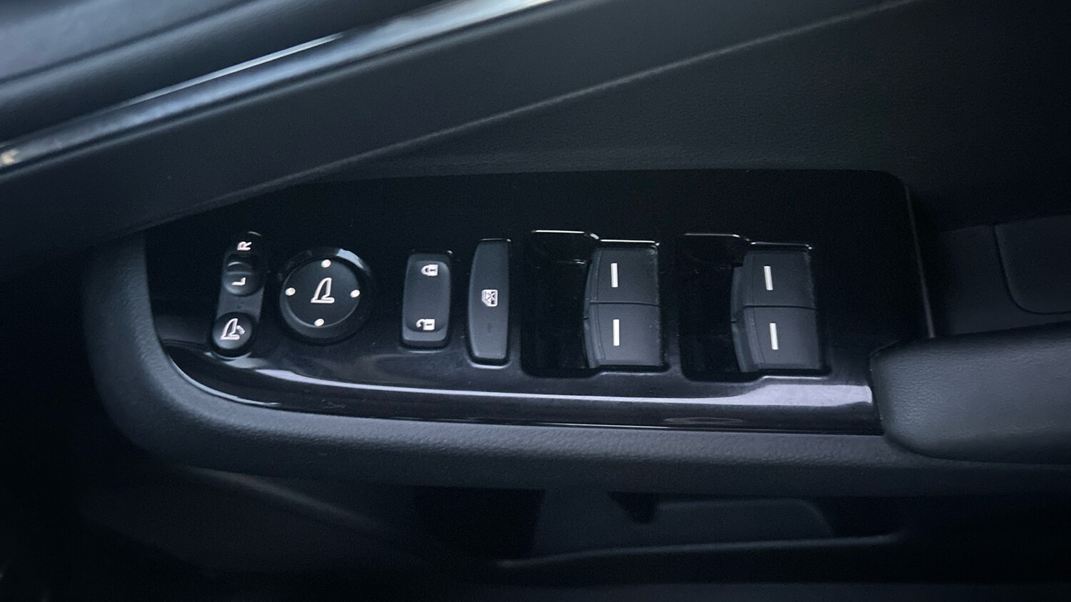 Used Honda HR-V 2023 for sale - 76480262: Photo 19