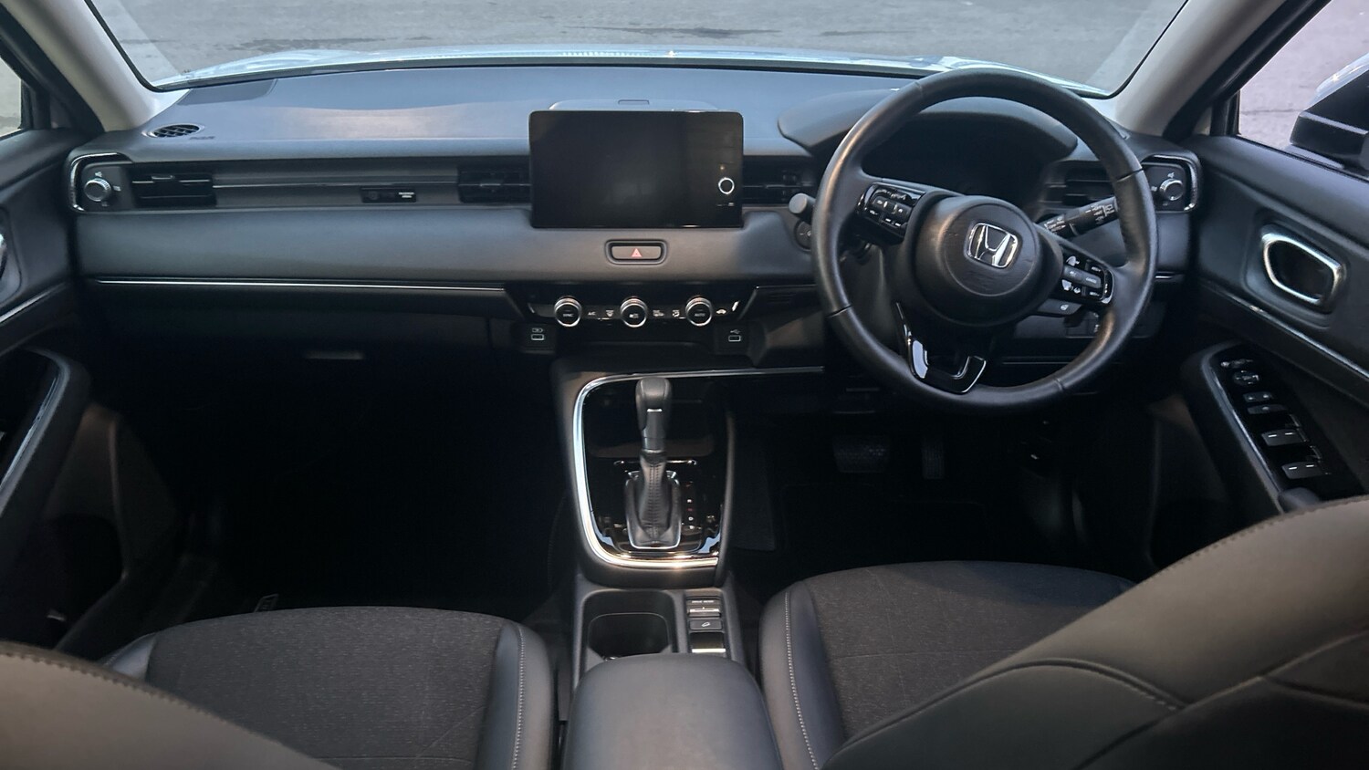 Used Honda HR-V 2023 for sale - 76480262: Photo 4