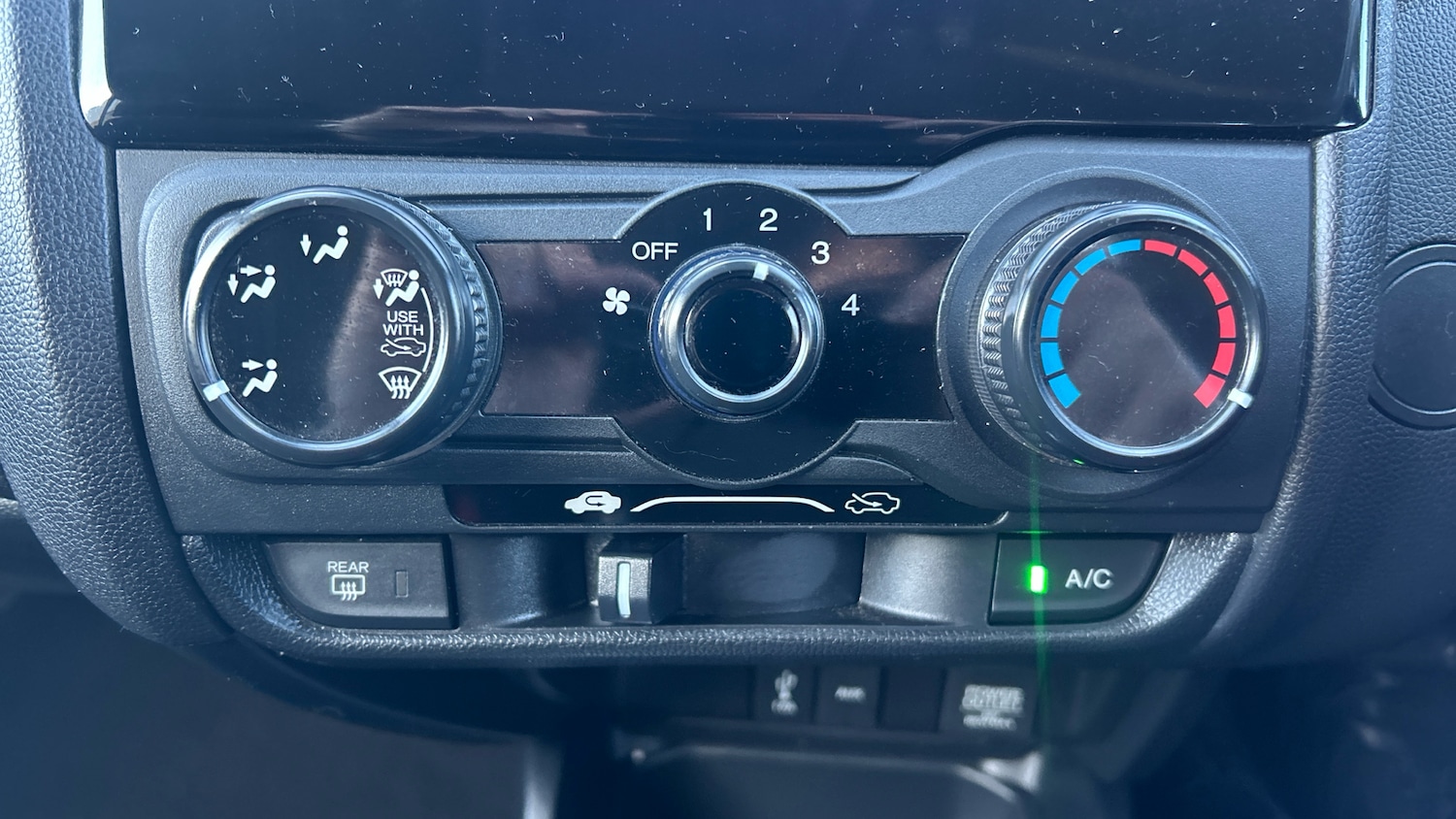 Used Honda Jazz 2018 for sale - 78041749: Photo 25