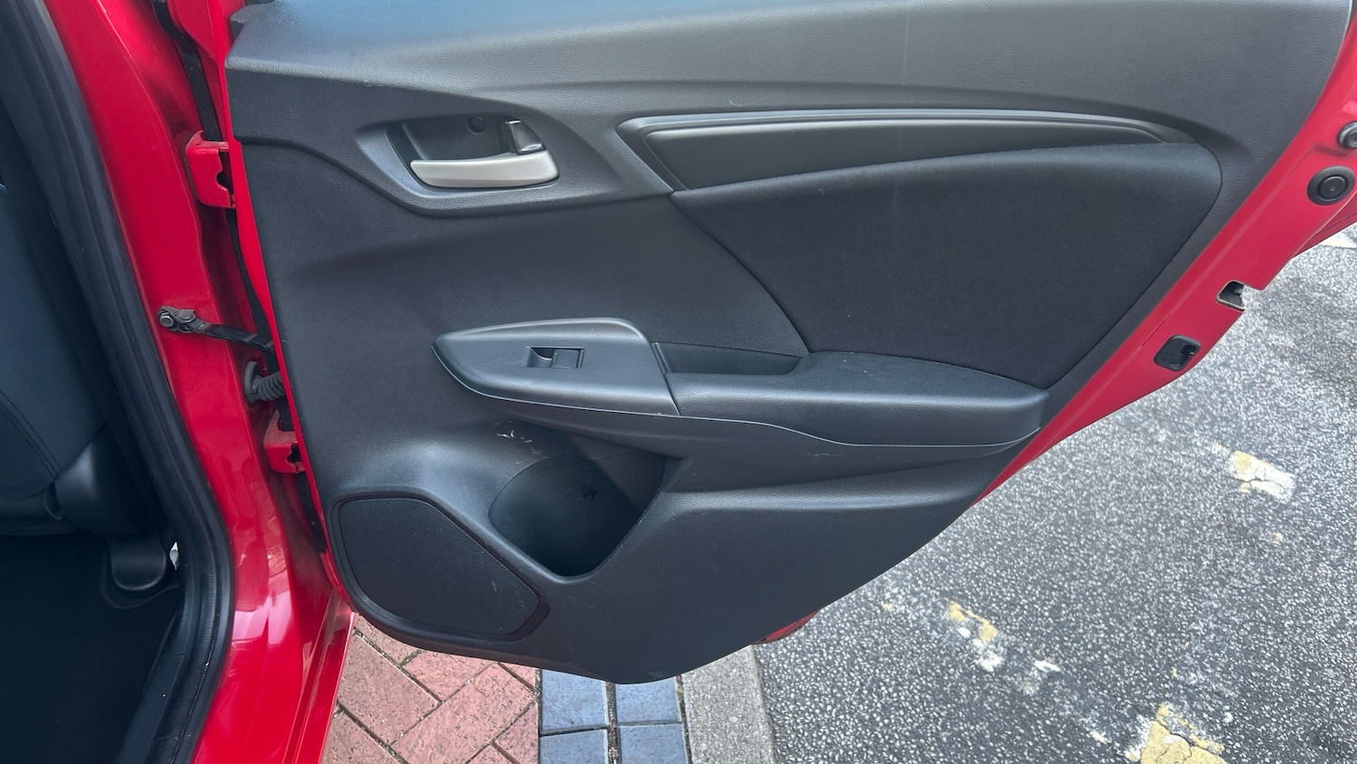 Used Honda Jazz 2018 for sale - 78041749: Photo 41