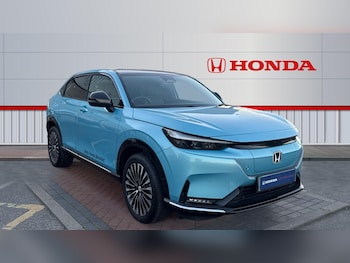 2025 (25) - 150kW Advance 69kWh 5dr Auto Electric Hatchback