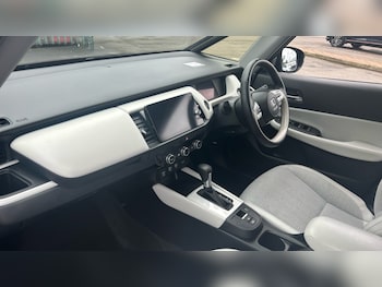 Used Honda Jazz 2022 for sale - 76428605: Photo