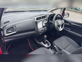 Used Honda Jazz 2019 for sale - 76684769: Photo