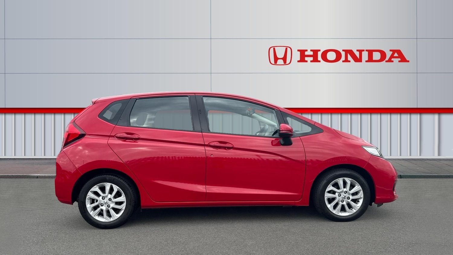 Used Honda Jazz 2019 for sale - 76684769: Photo 5