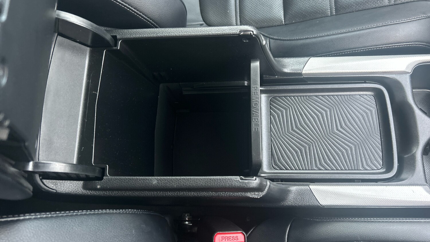 Used Honda CR-V 2022 for sale - 76340006: Photo 32