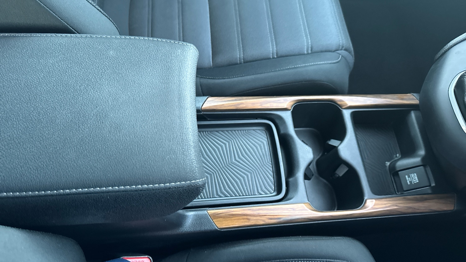 Used Honda CR-V 2020 for sale - 76946721: Photo 24