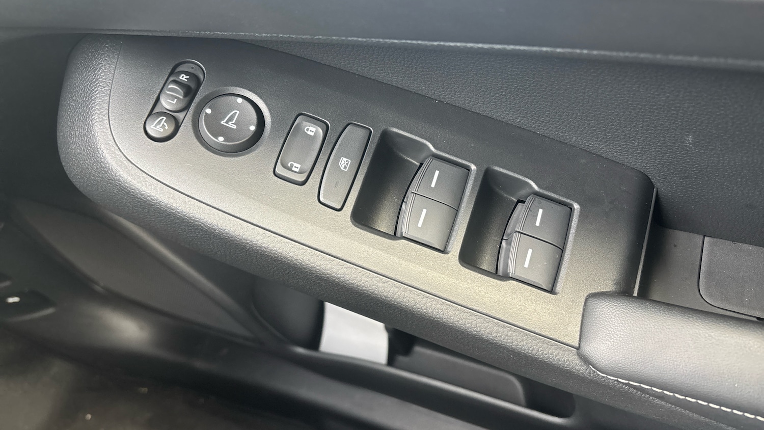 Used Honda HR-V 2024 for sale - 76662922: Photo 25