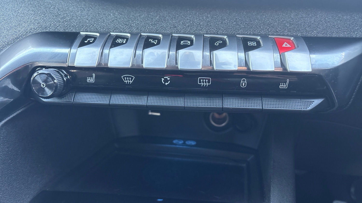 Used Peugeot 3008 2020 for sale - 76603260: Photo 26