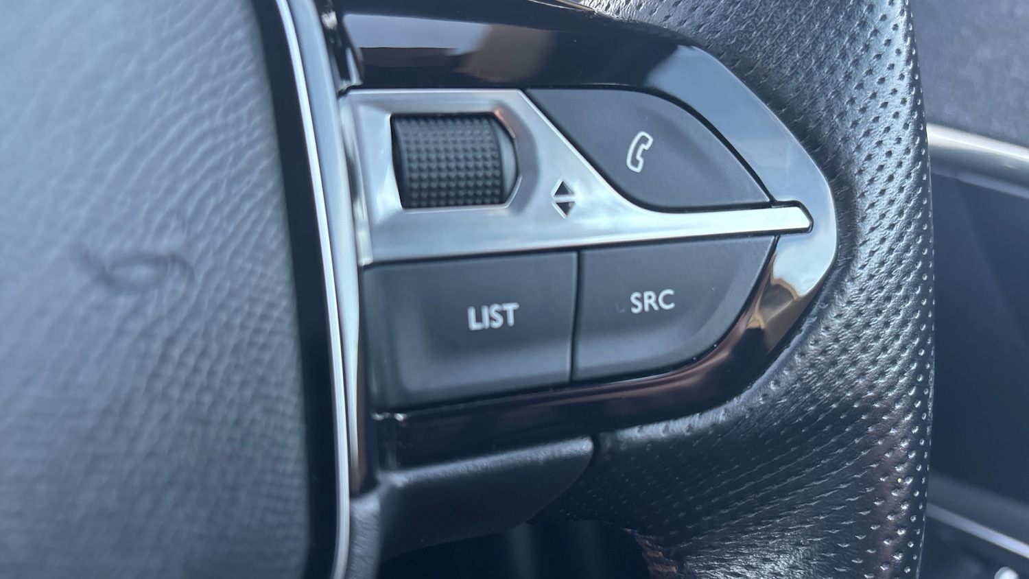 Used Peugeot 3008 2020 for sale - 76603260: Photo 32