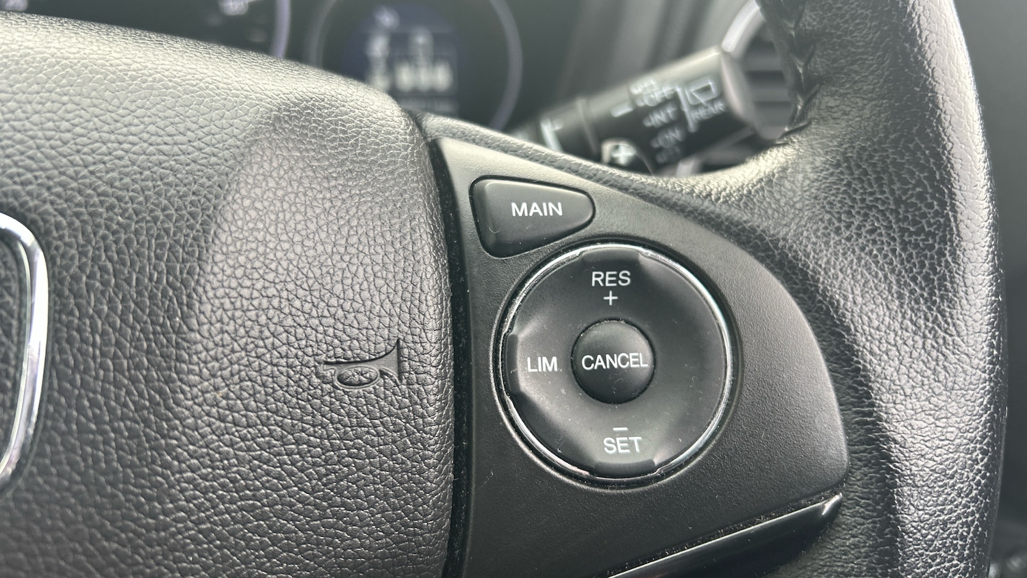 Used Honda HR-V 2018 for sale - 77233555: Photo 15