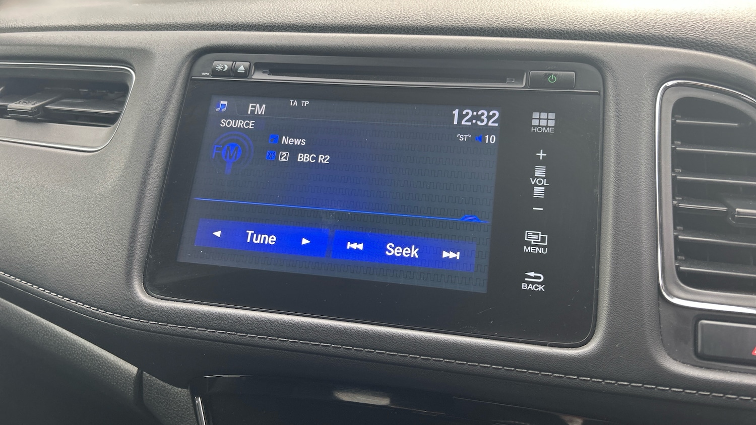 Used Honda HR-V 2018 for sale - 77233555: Photo 24